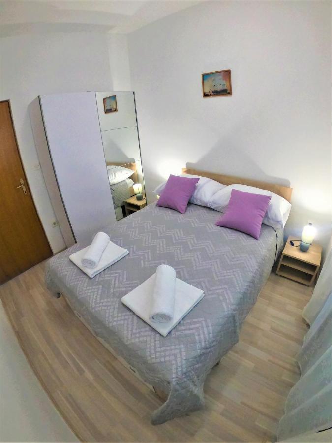 Apartman Tina Ražanac Extérieur photo